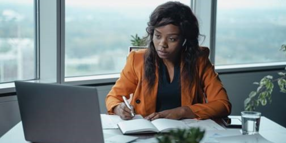 Start Building Your Financial Reputation From The First Pay Day