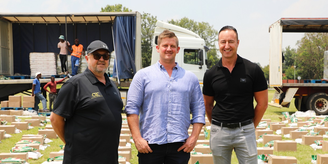 The Quinton Van Der Burgh Foundation Continues Its Efforts To Feed Disenfranchised Families The Quinton Van Der Burgh Foundation Continues Its Efforts To Feed Disenfranchised Families